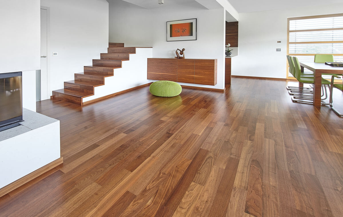 Dark Laminate Flooring Handyman - HH Flooring