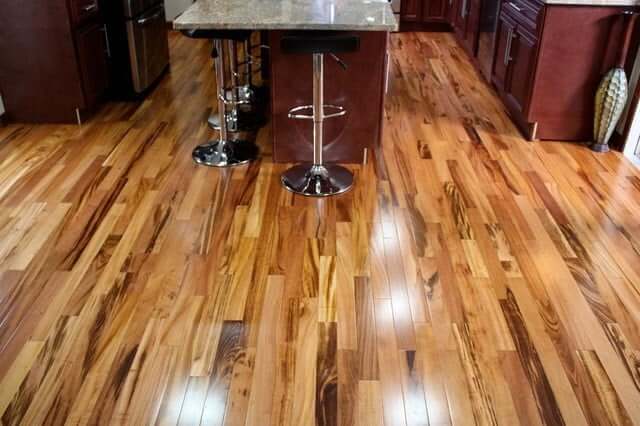 Hardwood Flooring Calgary, AB | Hardwood Foor Contractor Near Me - HH Flooring